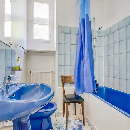 Holiday home In Near Volcano Park, Cleaning Included Pontgibaud