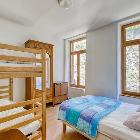 In With Garden, Cleaning Included Vakantiehuis